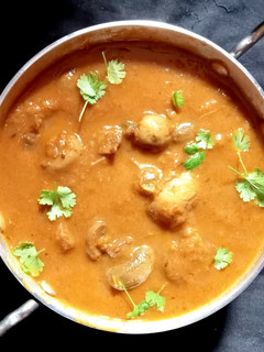 मशरूम की सब्जी (Mushroom ki sabzi recipe in Hindi) रेसिपी मुख्य फोटो