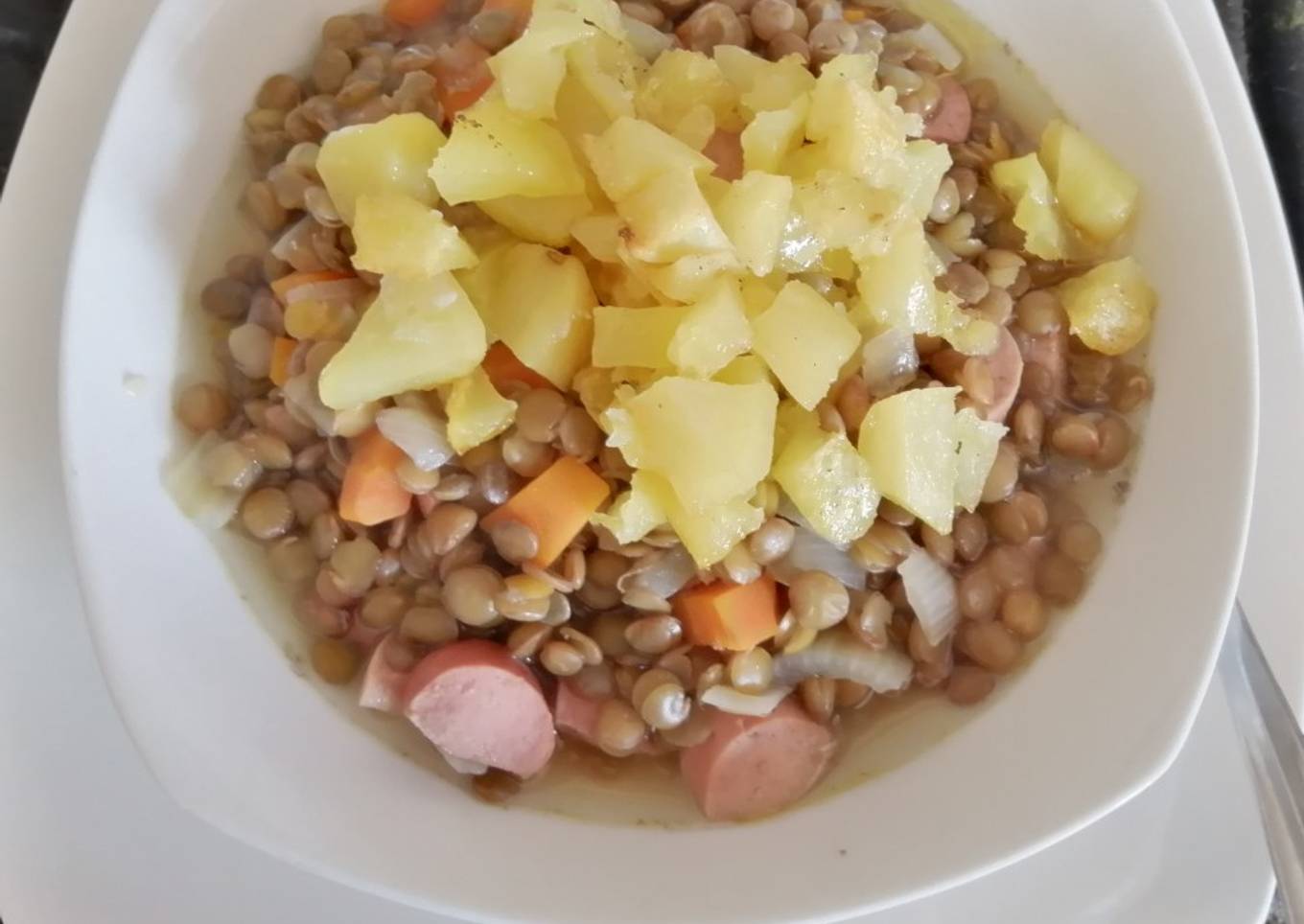 Lentejas con papas fritas(o al horno)