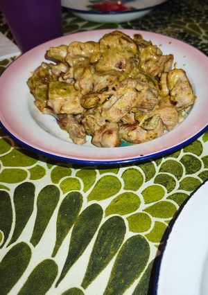 Una foto de Pavo asado con pimientos y un toque de miel
