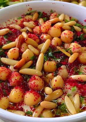 A picture of Chickpea Fatteh with Clarified Butter.