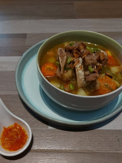 Foto resep Sop Buntut dan Iga Slowcooker Kuah Bening