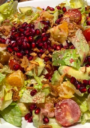 A picture of Refreshing spring salad.