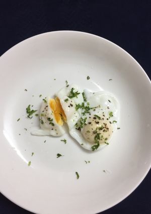 Hình của món Trứng chần.