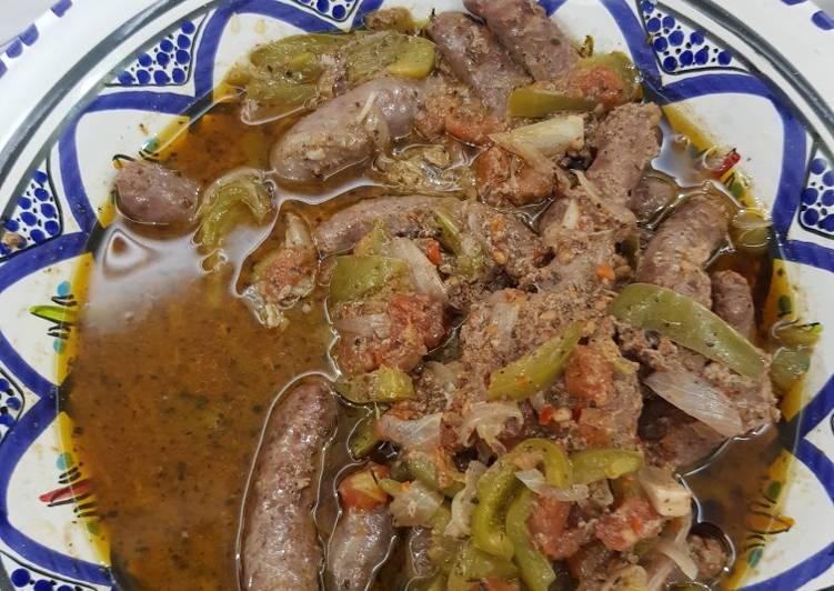 سجق بصوص الخضار والارز الابيض