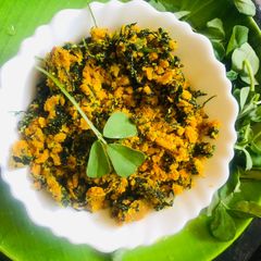 A picture of Dry methi besan.