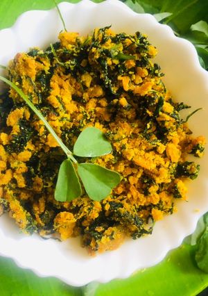 A picture of Dry methi besan.