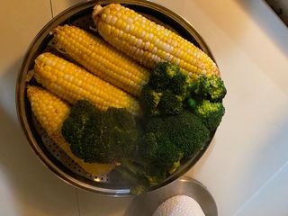 🌽 ذرة شامية وبروكلي 🥦 على البخار