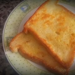 A picture of Spicy & Savoury French Toast.