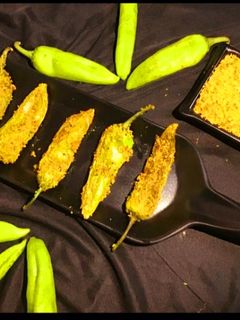 ભરેલા સ્ટફ મરચા કાઠિયાવાડી સ્ટાઇલ (Bharela Stuffed Marcha Kathiyawadi Style Recipe In Gujarati) રેસીપી મુખ્ય ફોટો