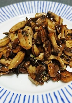 西式炒菇基礎★香蒜蘑菇★ 的食譜成品照片