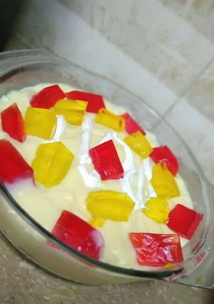 A picture of Fruit trifle.