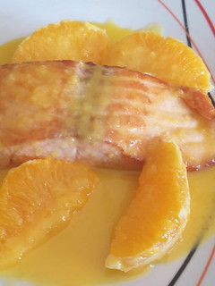 Una foto de Salmón a la Naranja