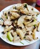 Thịt Heo xào nấm 🐷🍄