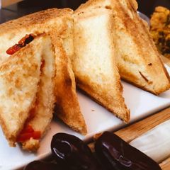 A picture of Crispy sandwiches.