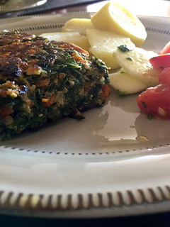 Una foto de Tortilla de acelga y quinoa