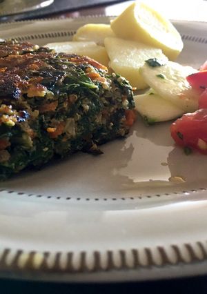 Una foto de Tortilla de acelga y quinoa