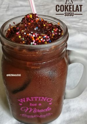 Foto resep Es Coklat Susu Sederhana