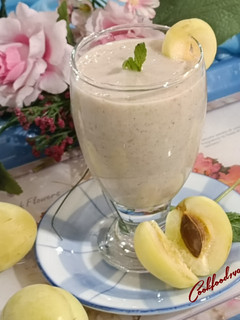 عکسی از دستور میلک شیک زردآلو