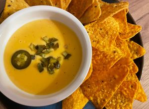 Sajtszósz nachoszhoz recept fotója