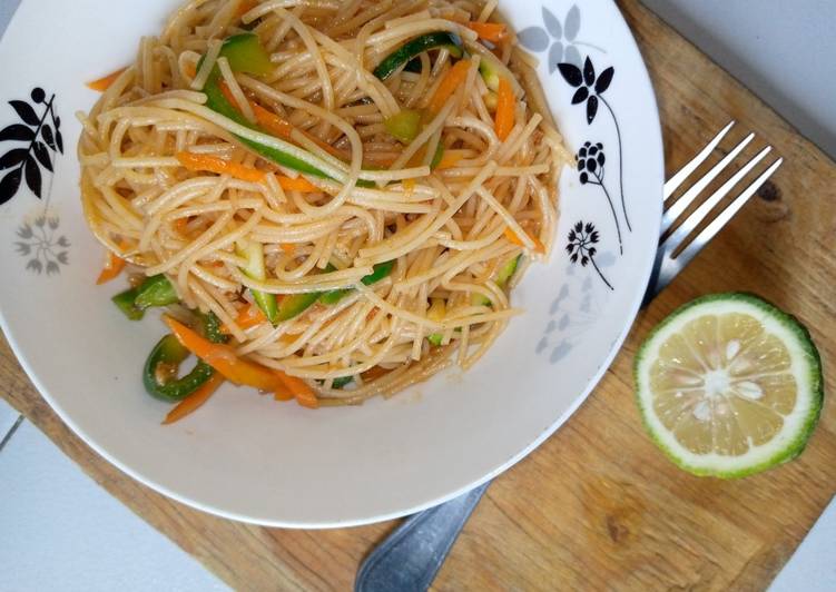 Steps to Prepare Homemade Vegetarian Stir fried noodles 😋😋😋