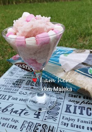 A picture of Coconut mushmellow rice pudding.