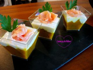 Verrine de Velouté de Potimarron au Cumin & au Saumon Fumé