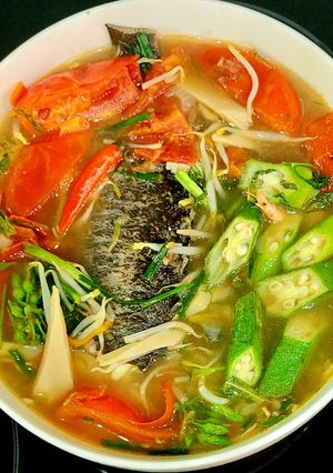 Hình của món Cá dìa nấu canh chua.