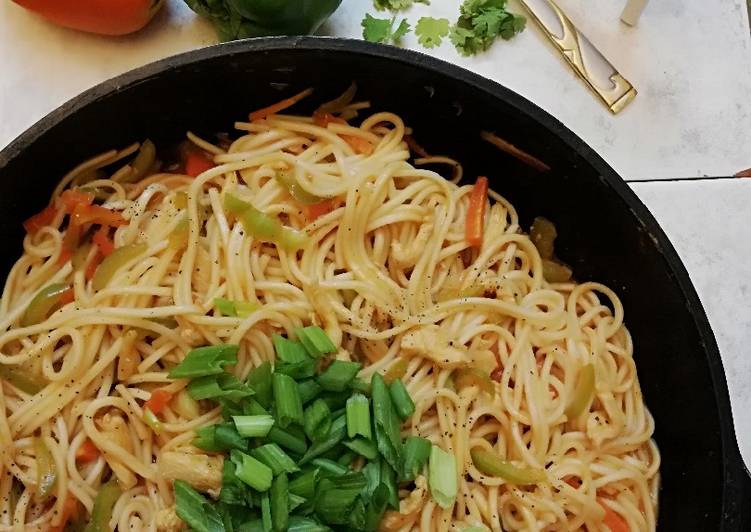 How to Prepare Homemade Chicken chowmein