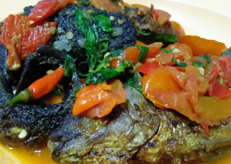 Resep Ikan goreng guyur sambal Lezat
