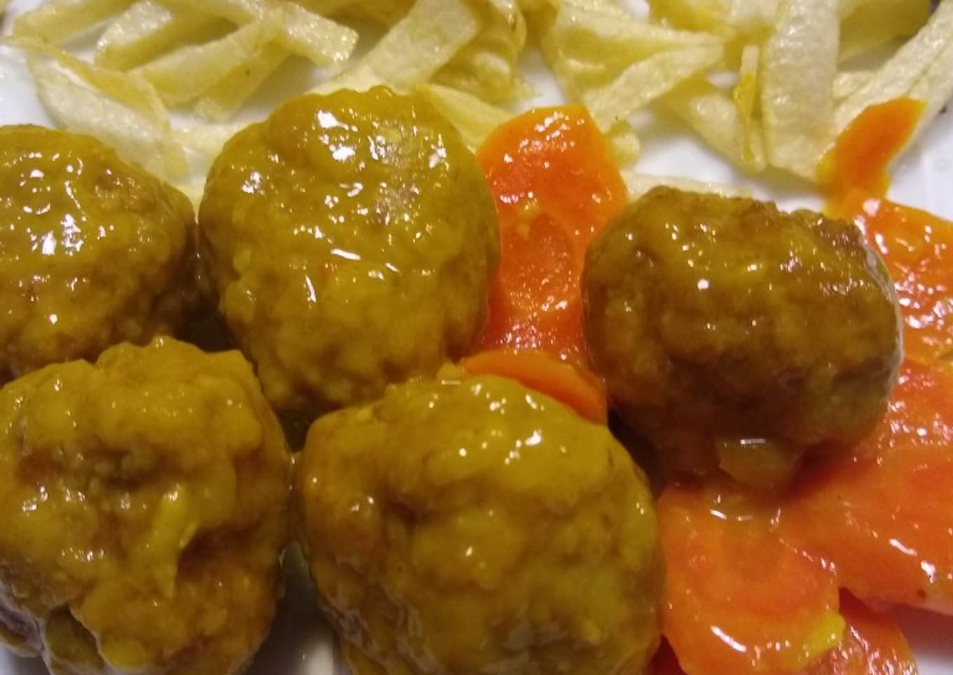 Albóndigas al azafrán