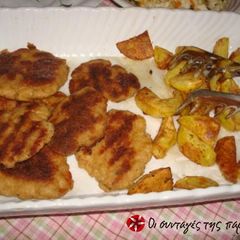 A picture of Light chicken burgers.