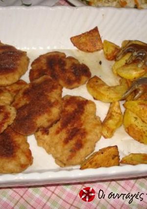 A picture of Light chicken burgers.