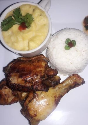 Una foto de Pollo al Horno a lo Carmelita