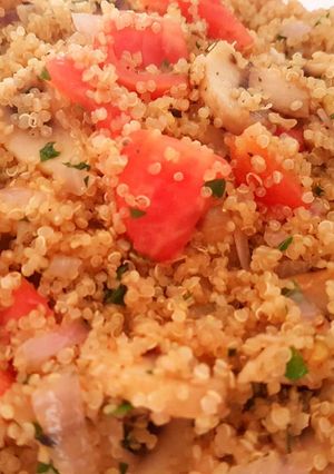 A picture of Quinoa with mushroom.