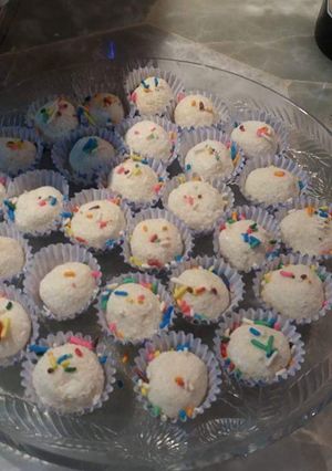 Una foto de Brigadeiros de coco