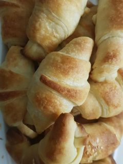 صورة لوصفة كرواسان الجبنة البيضاء
