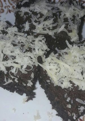 Foto resep Brownis kukus toping keju