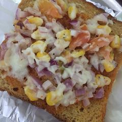 A picture of Bread pizza.
