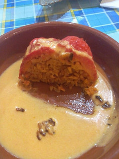 Una foto de Pimientos rellenos de atún y arroz