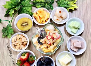 Hình của món Chè Khúc Bạch, Trái Cây.