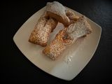 Calzones rotos esponjosos