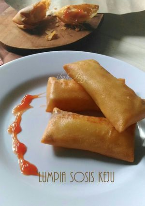 Foto resep Lumpia Sosis Keju