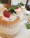 Vol au vent de hojaldre rellenos de bacalao ahumado y mascarpone - fácil