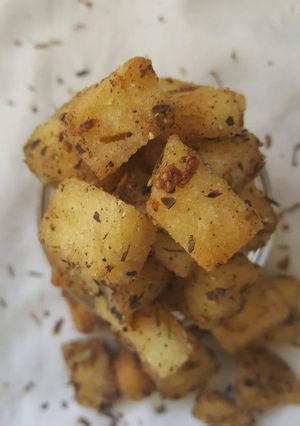 A picture of Ugali Croutons.