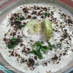 A picture of Cucumber raita.