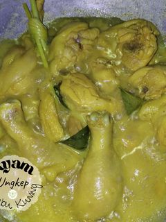 Foto resep 132. Ayam Ungkep Bumbu Kuning