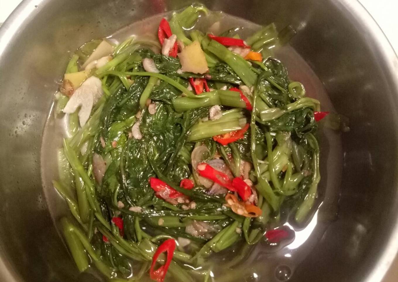Tumis kubis lezat dan mudah disiapkan.