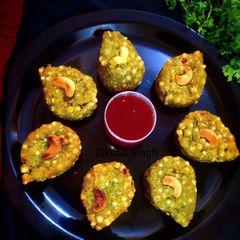 A picture of Hariyali Sabudana Cutlet.