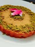 Bread kanafeh with pistachio crumble