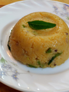 A picture of South Indian upma.